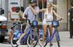 Le 9 juin dernier, Leo et Kelly s'offrent une virée à Citi Bike, les vélos mis en location par la ville de NYC.