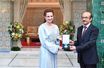 La princesse Lalla Salma de Maroc reçoit la médaille d'or de l'OMS à Rabat, le 22 mai 2017