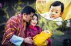 Le prince héritier du Bhoutan à presque 4 mois et avec ses parents le roi Jigme Khesar Namgyel Wangchuk et la reine Jetsun Pema le 19 février 2016