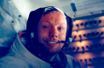 <br />
Neil Armstrong, photographié dans le module lunaire, après son "moonwalk" historique. "Nous étions vraiment très privilégiés de vivre cette mince tranche de l’histoire", déclarera-t-il.