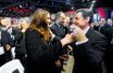 <br />
A Marseille, dimanche 20 février. Après un discours d’une heure, le candidat Sarkozy rejoint sa supportrice. Elle s’est installée discrètement, elle repartira après avoir goûté au bain de foule sous haute protection.
