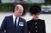 Le prince et la princesse de Galles se sont rendus au centre d'entraînement de l'armée à Surrey pour rencontrer des soldats cet après-midi.<br />