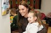 Kate Middleton rencontre des familles ukrainiennes réfugiées au Reading Ukrainian Community Centre, le 17 novembre 2022.