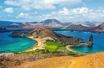 Vue des deux plages sur l'île Bartolomé, îlot inhabité d'un kilomètre carré dans l'archipel des Galapagos.