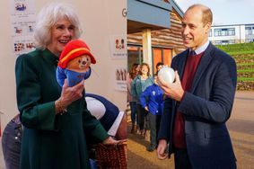 La reine consort Camilla et le prince William, de sortie en Angleterre, le 24 novembre 2022.
