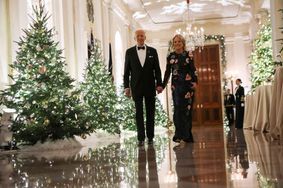 Joe et Jill Biden dimanche à la Maison Blanche.