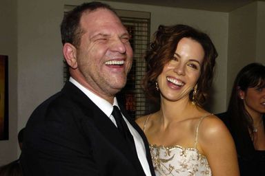 Harvey Weinstein et Kate Beckinsale à l'avant-première londonienne du film "The Aviator" en 2004