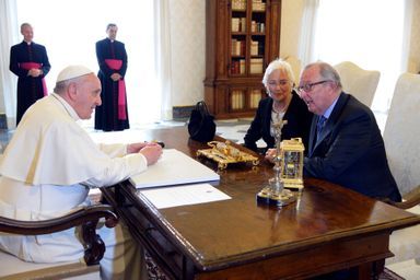 Royal Blog - Albert de Belgique et Paola reçus par le Pape François