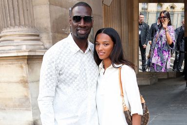 Omar Sy, rare sortie avec sa fille au défilé Louis Vuitton, face à Naomi Campbell
