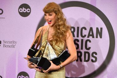 Taylor Swift lors des American Music Awards, au Microsoft Theater, à Los Angeles, le 20 novembre 2022.