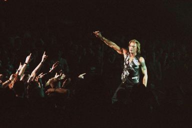 Johnny Hallyday sur la scène de Las Vegas, le 24 novembre 1996.