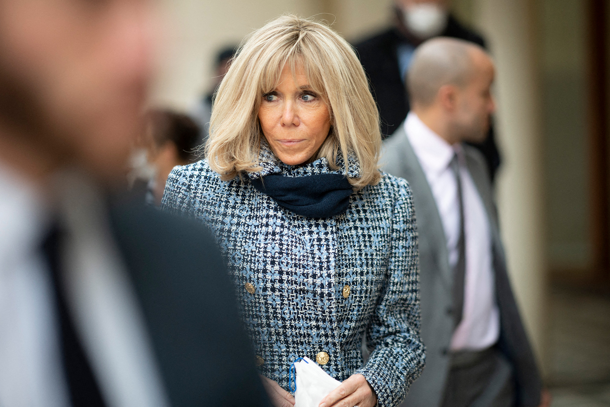 Brigitte Macron, Cible De Harcèlement Sur Les Réseaux Sociaux, Assigne ...