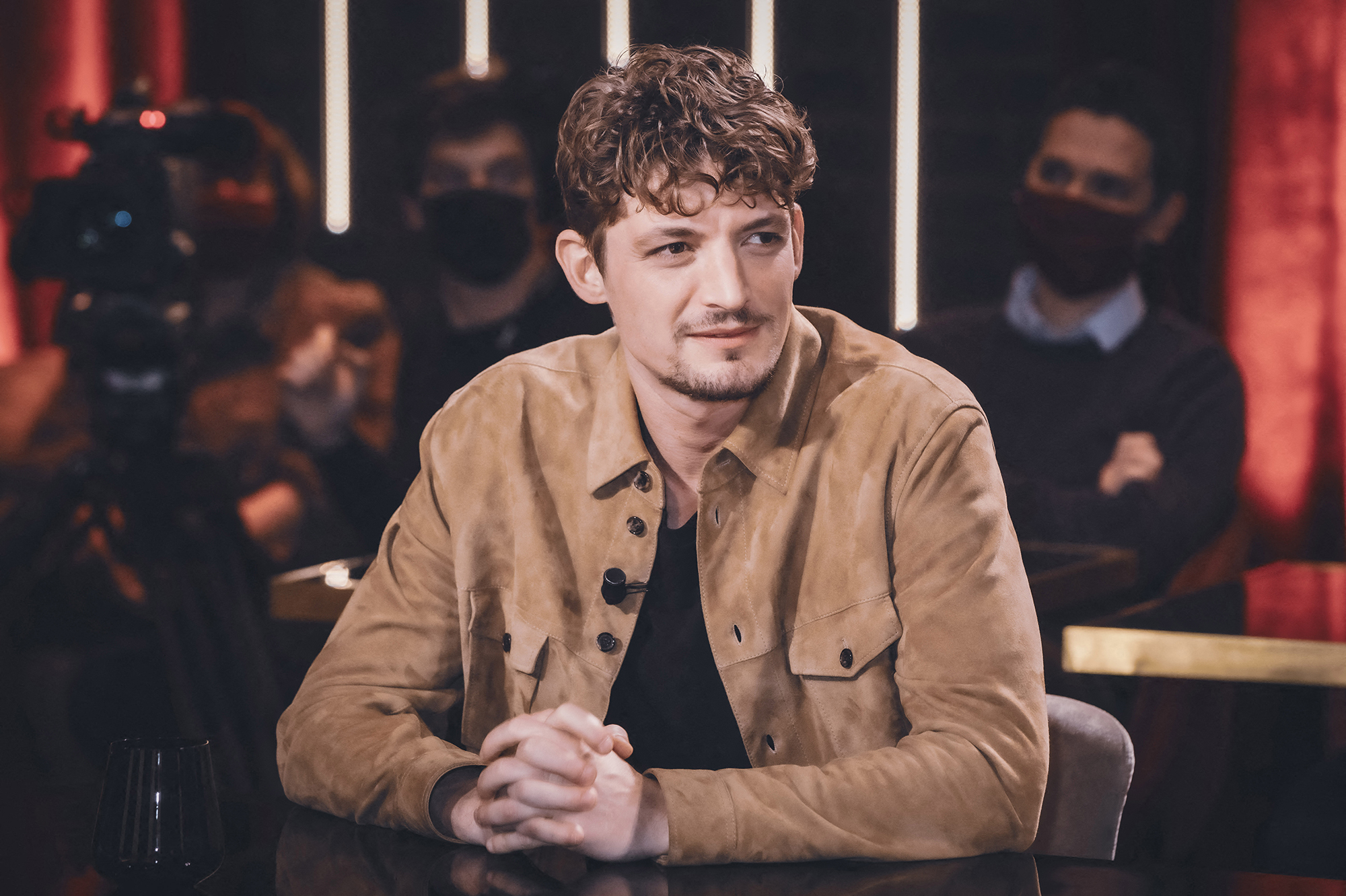 Niels Schneider Interdit De Se Rendre A Venise Il En Devoile L Insolite Raison