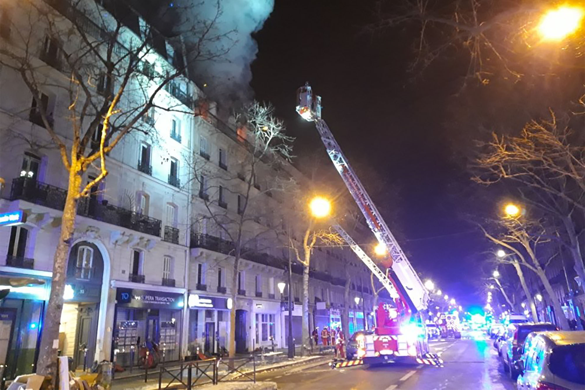 Un incendie à Paris fait deux morts et deux blessés graves