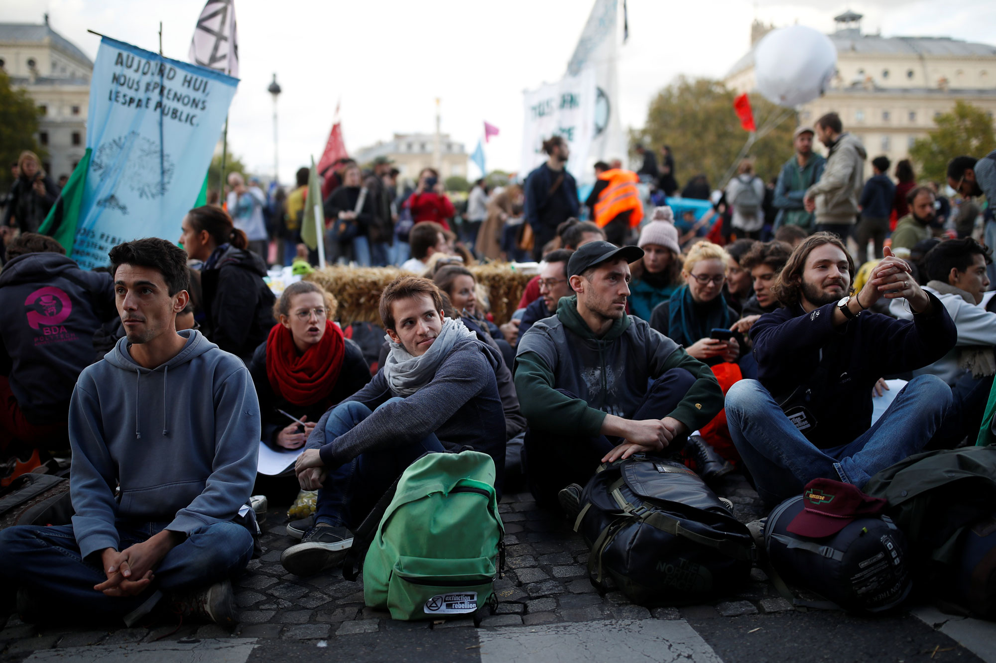 Extinction Rebellion troisième jour de blocage au centre de Paris