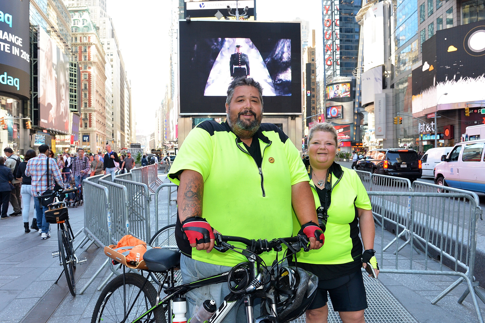 Il traverse le pays à vélo Pour reconquérir sa femme