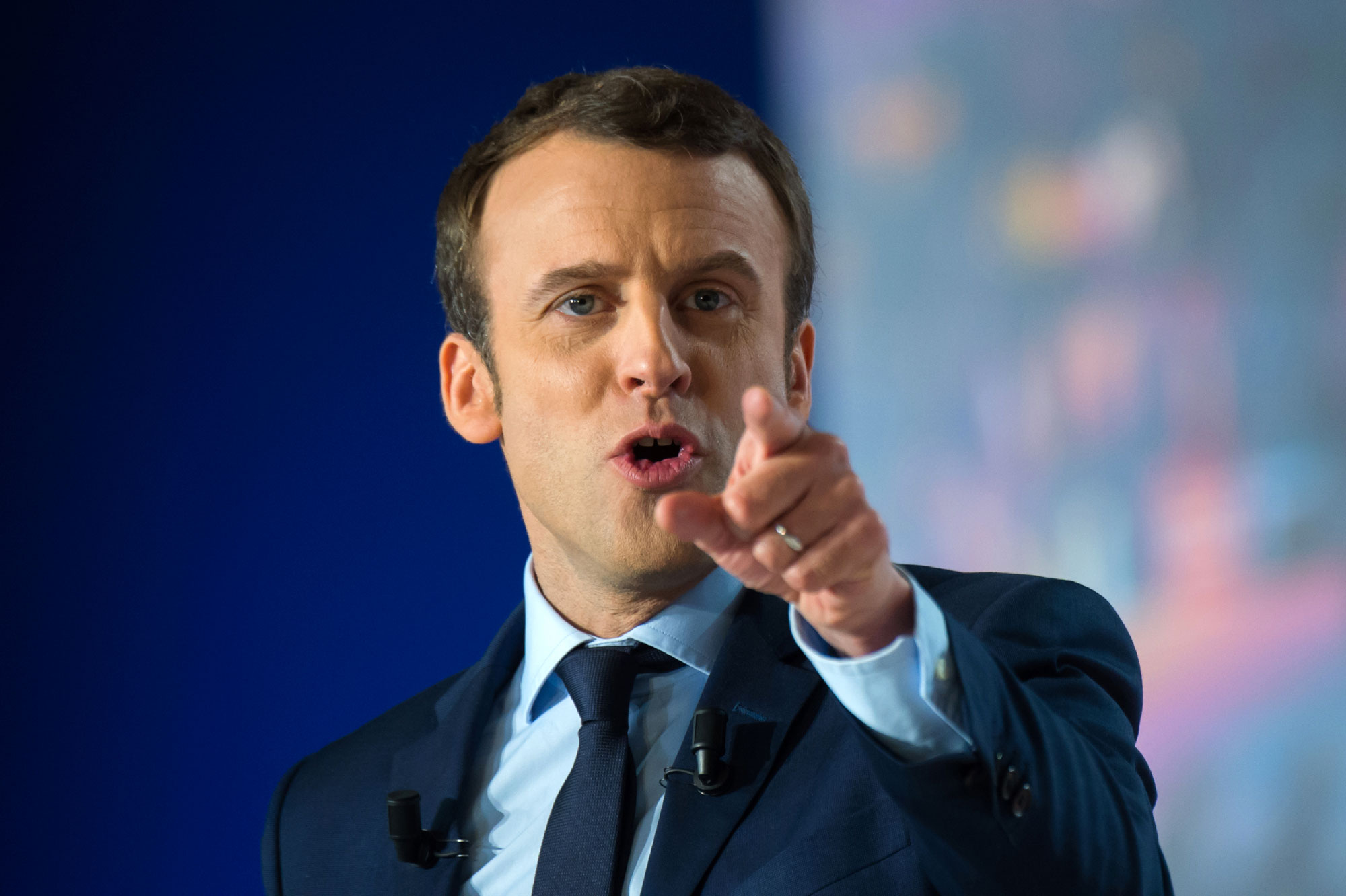 Sondage présidentielle égalité parfaite entre Macron et Le Pen