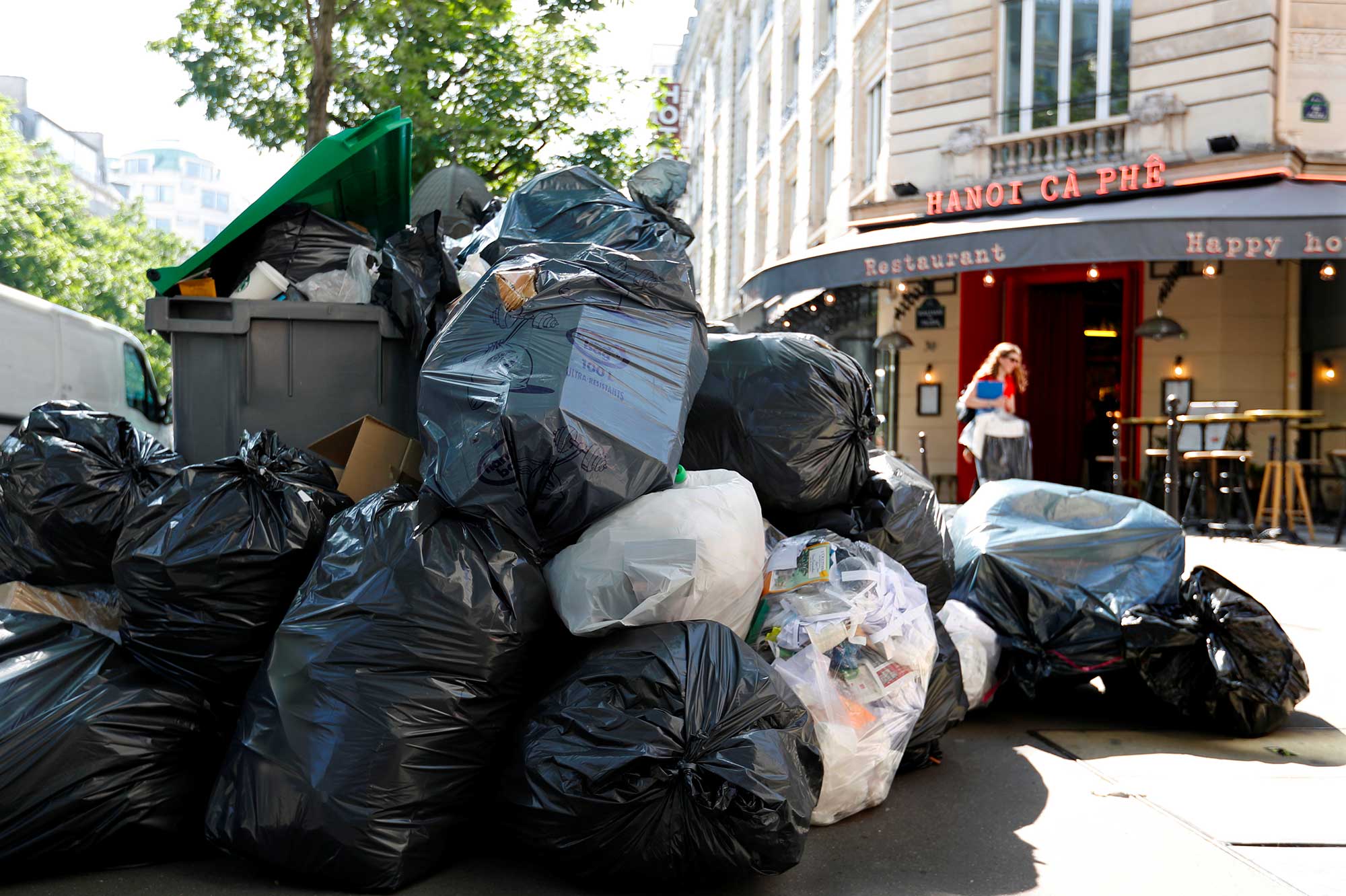 мусор на улицах берлина