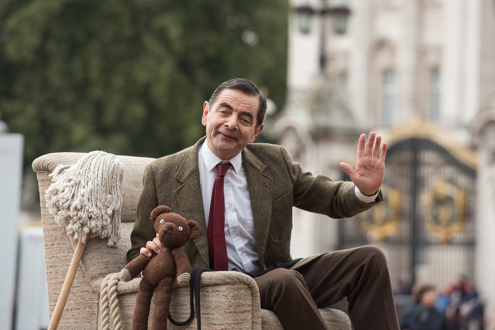 Mr Bean fonce sur Buckingham Palace - Pour ses 25 ans.
