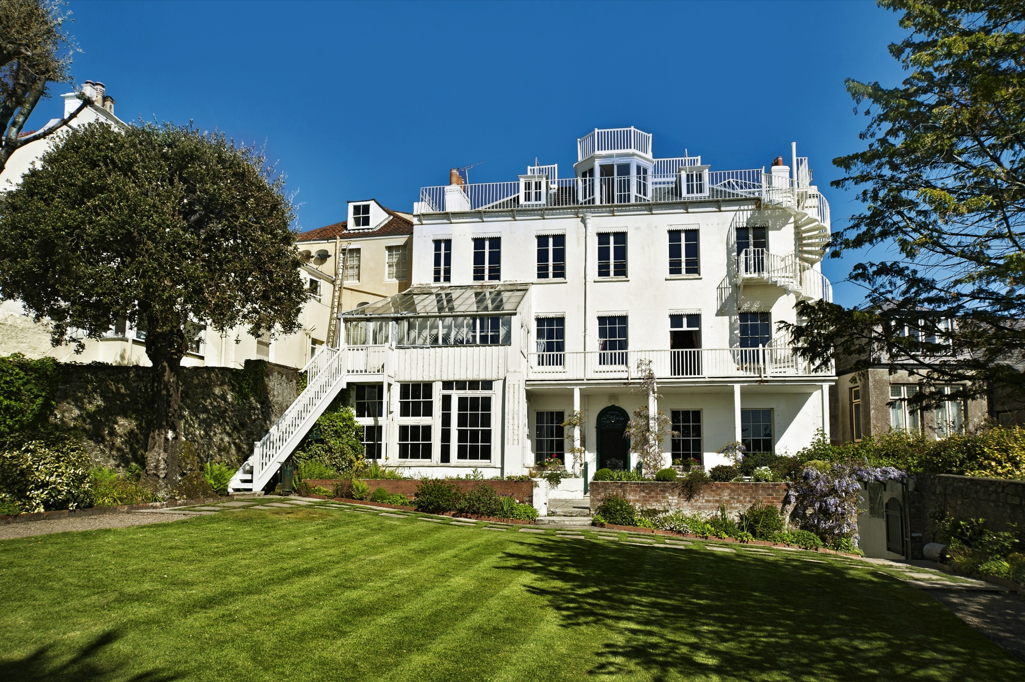 Hauteville House à Guernesey le manuscrit à trois étages de Victor Hugo