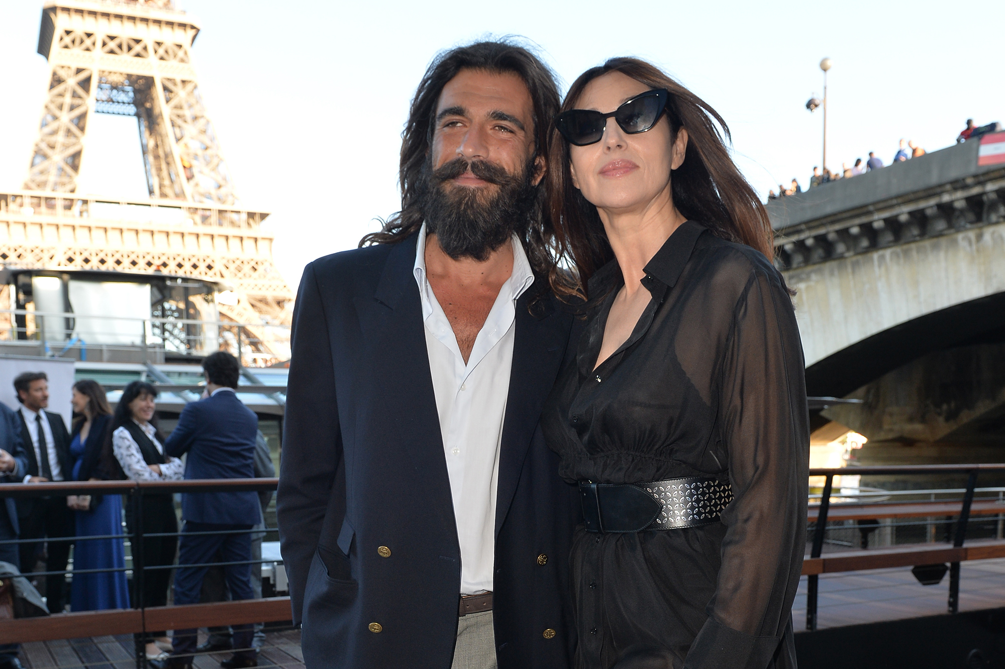 Monica Bellucci et Nicolas Lefebvre, couple glamour au gala de Maud