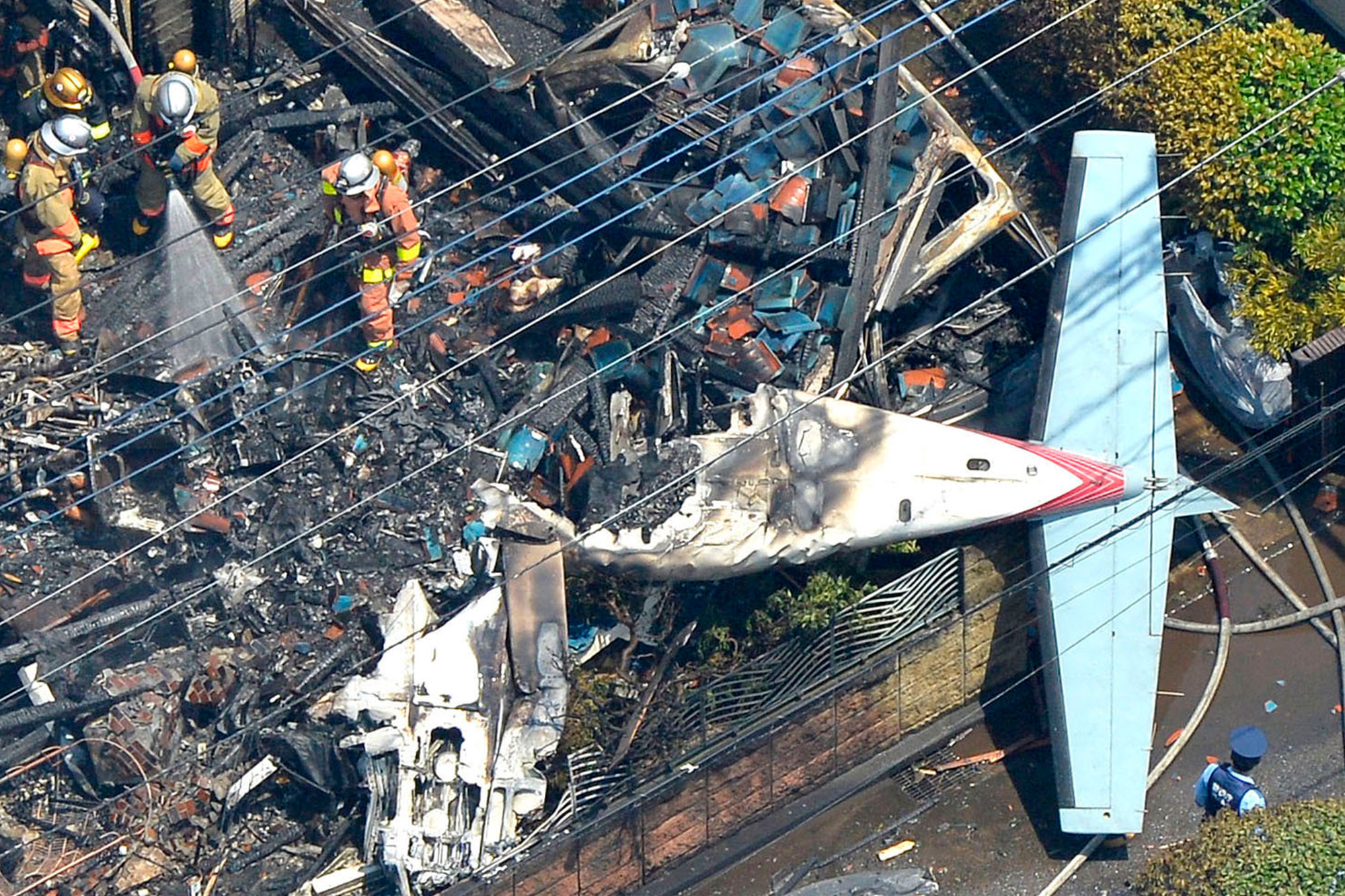 Crash mortel au Japon L'avion est tombé sur des maisons
