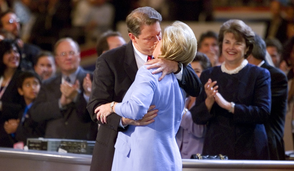 Al Gore et Tipper divorcent