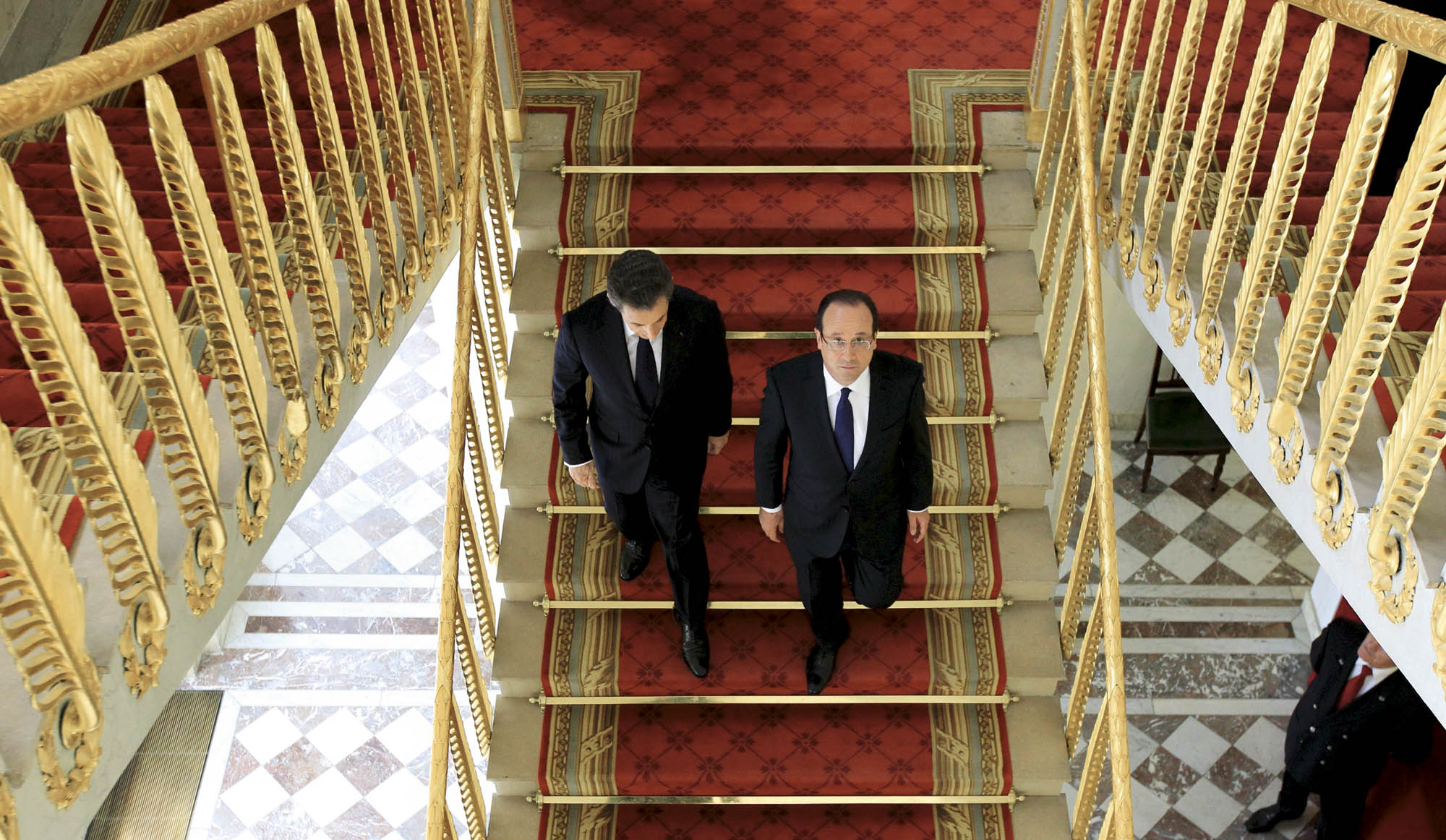 Hollande-Sarkozy. La politique friction Hollande-Sarkozy. La politique friction