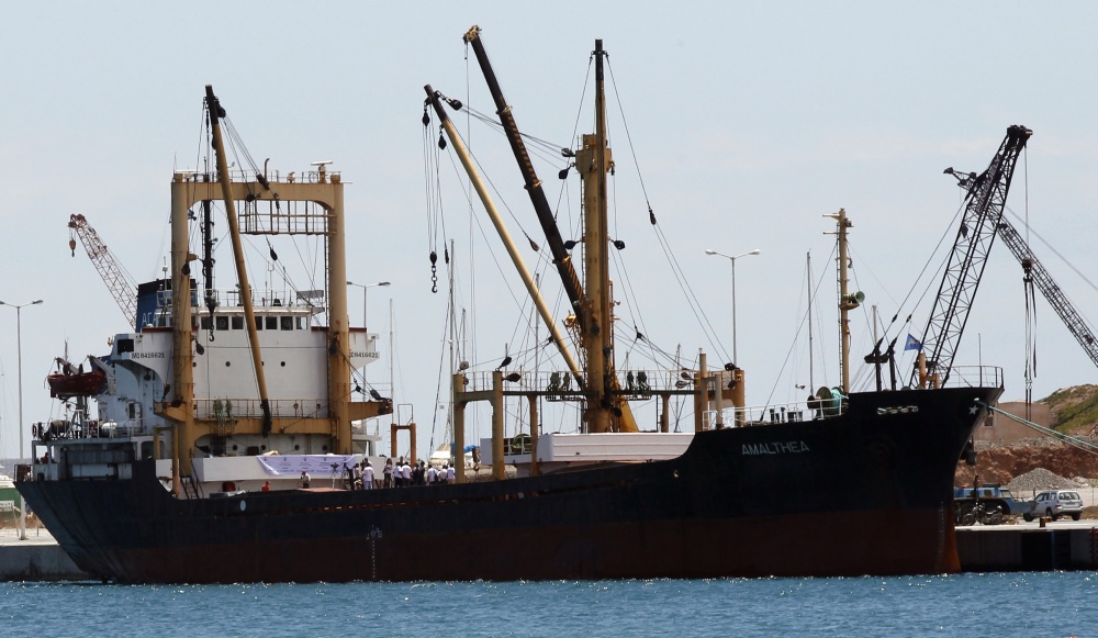 Gaza: Le cargo humanitaire a accosté en Egypte