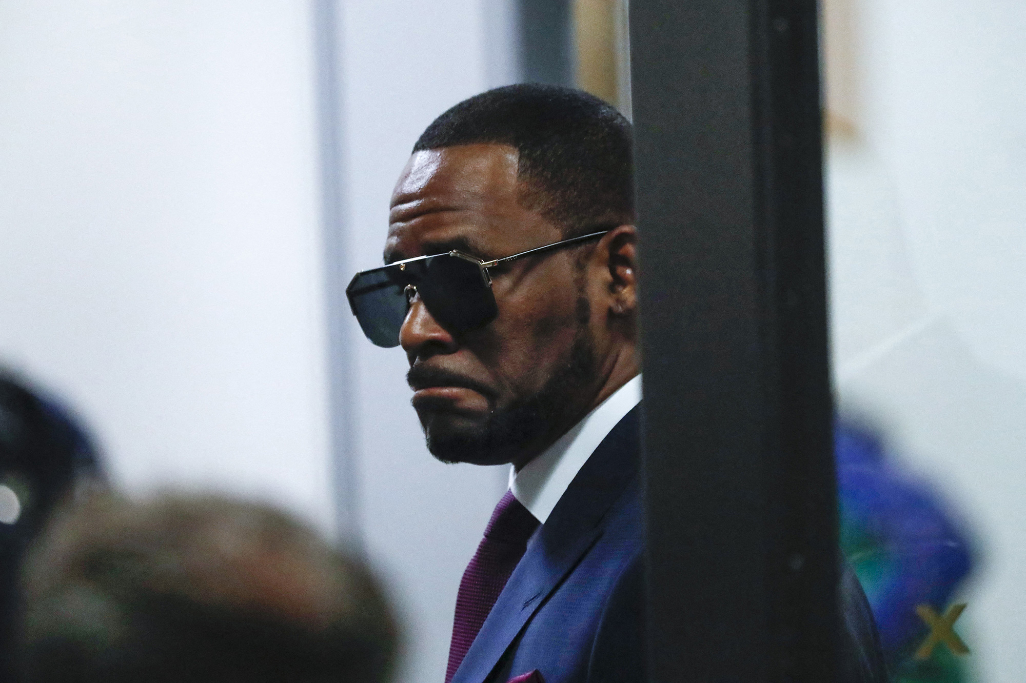 R Kelly Sentenced To 30 Years In Prison For Sex Crimes Celebrity Gossip News