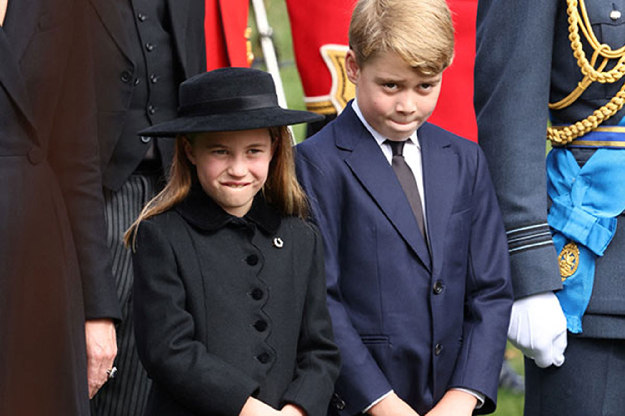 et Charlotte poursuivent leurs hommages à la reine à Wellington Arch