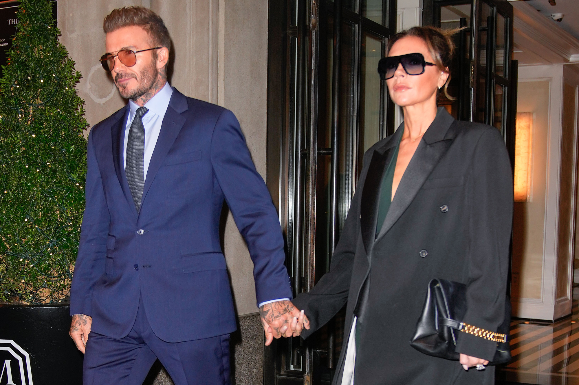 When David Beckham sings Mariah Carey, Victoria doesn’t miss a beat