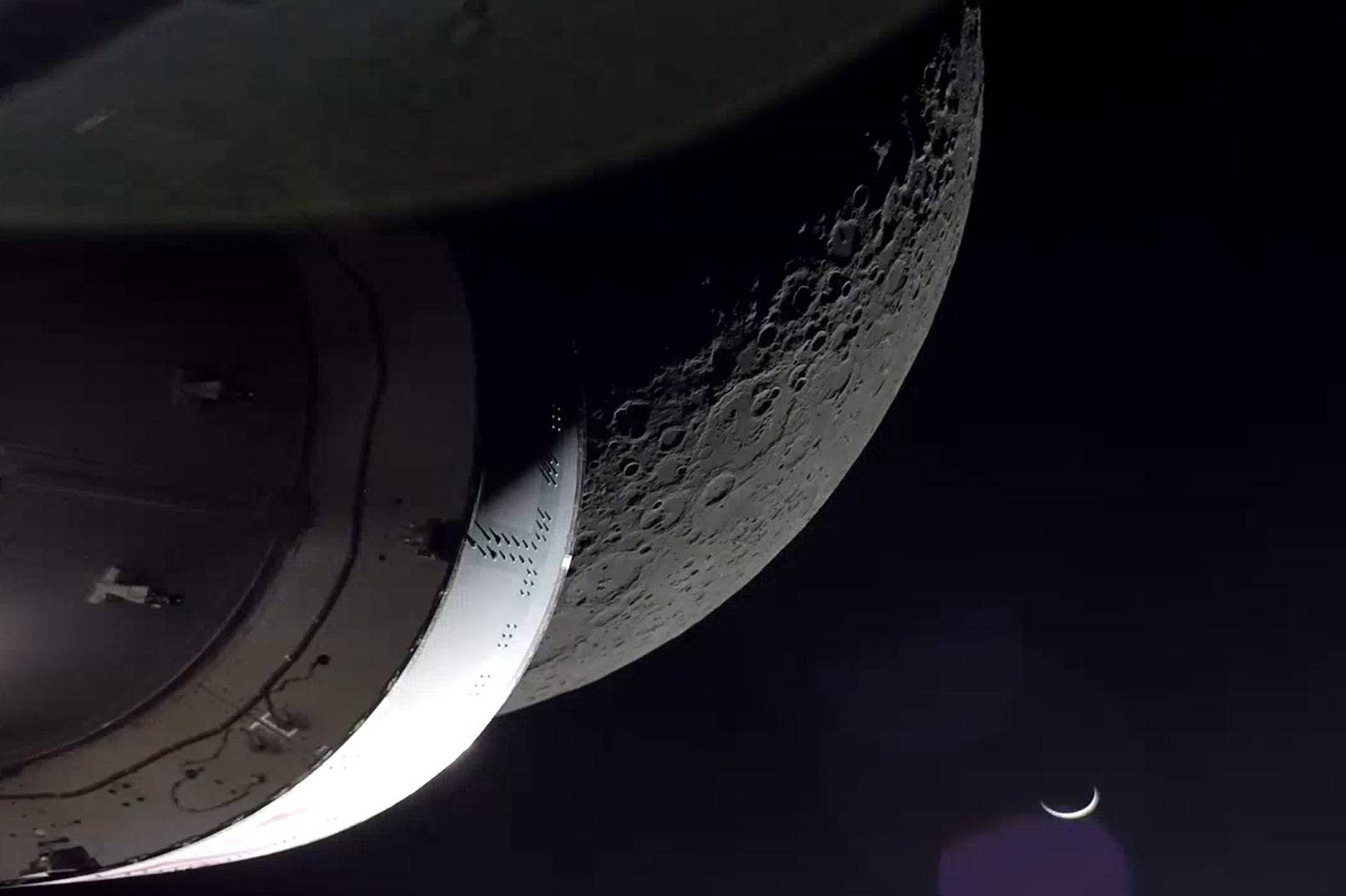 La Nasa s’approche à moins de 130 kilomètres de la Lune, des images époustouflantes