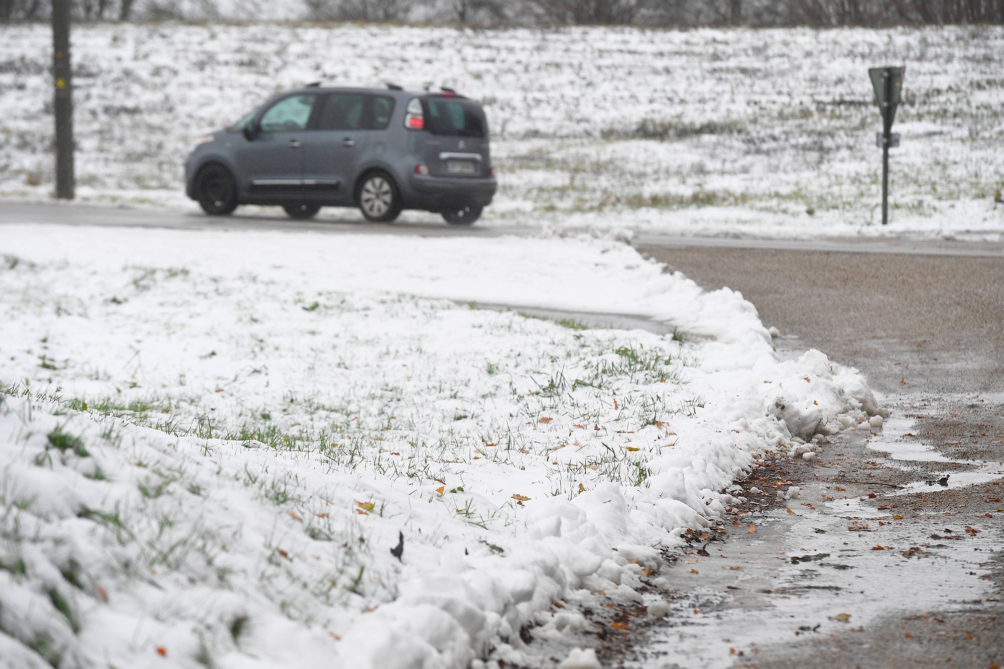 Alerte Neige Et Verglas : 33 Départements Placés En Vigilance Orange ...