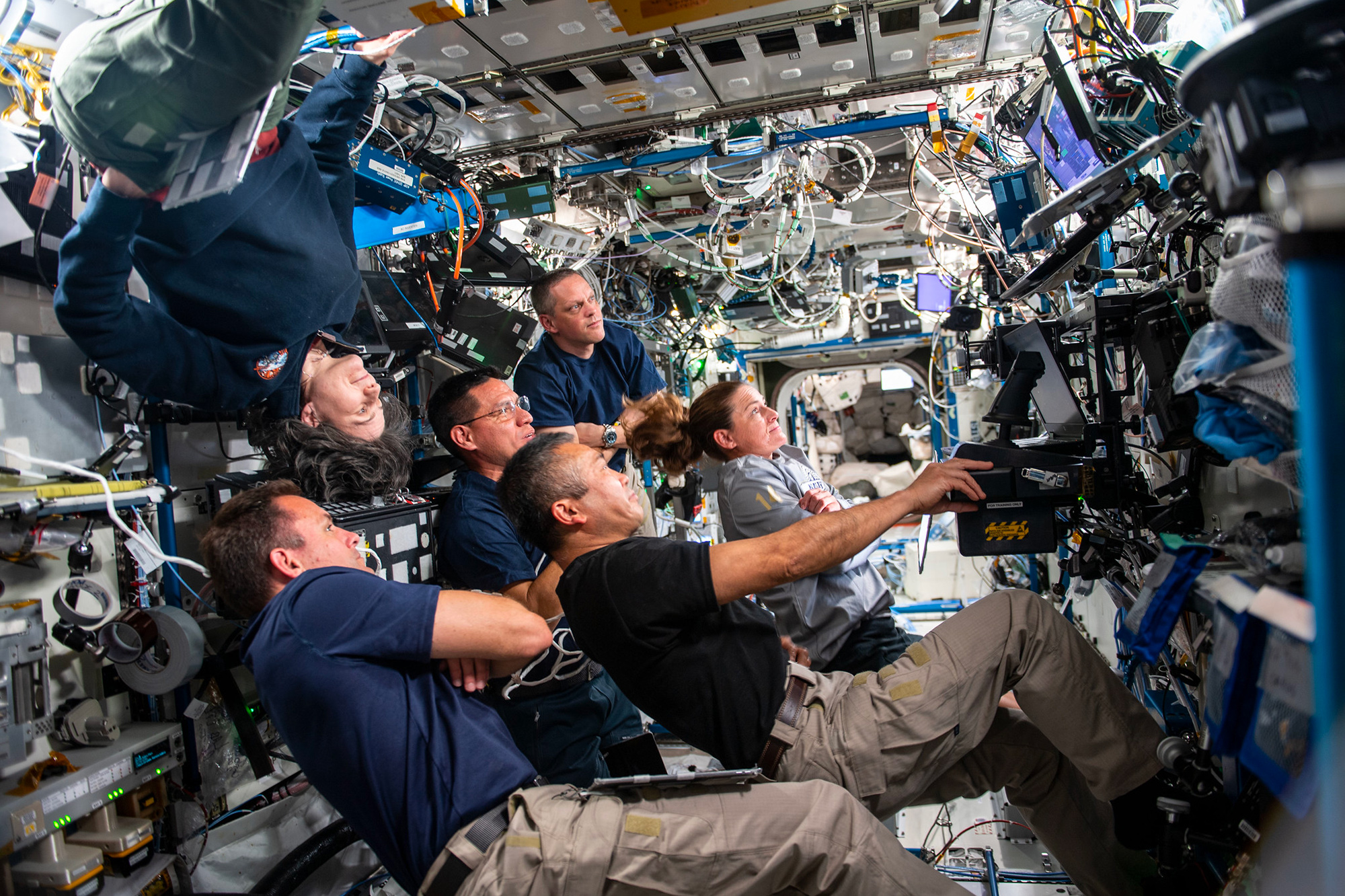 Photo of Rusia planea enviar una nave espacial para rescatar a los astronautas de la ISS